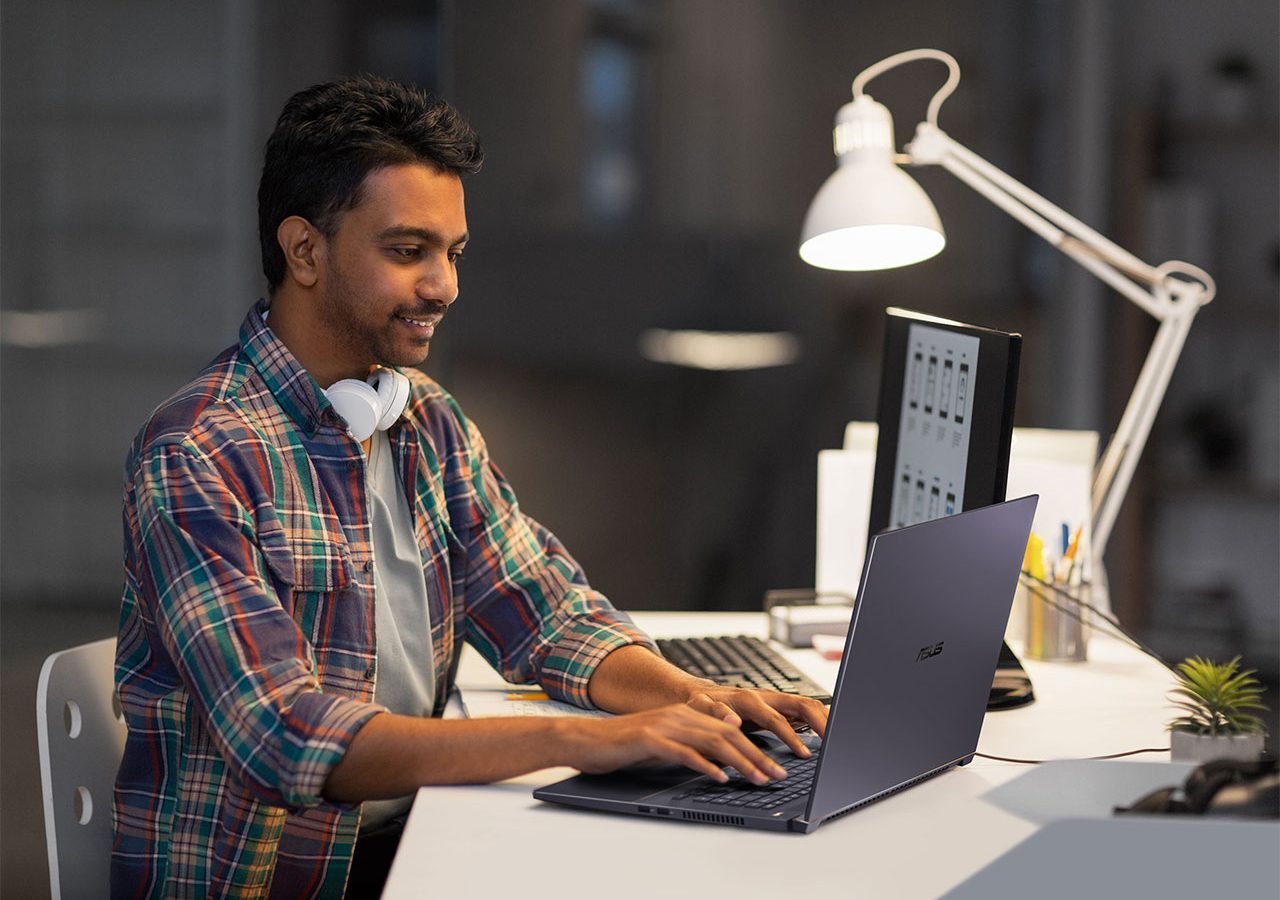 ASUS launches ProArt StudioBook series