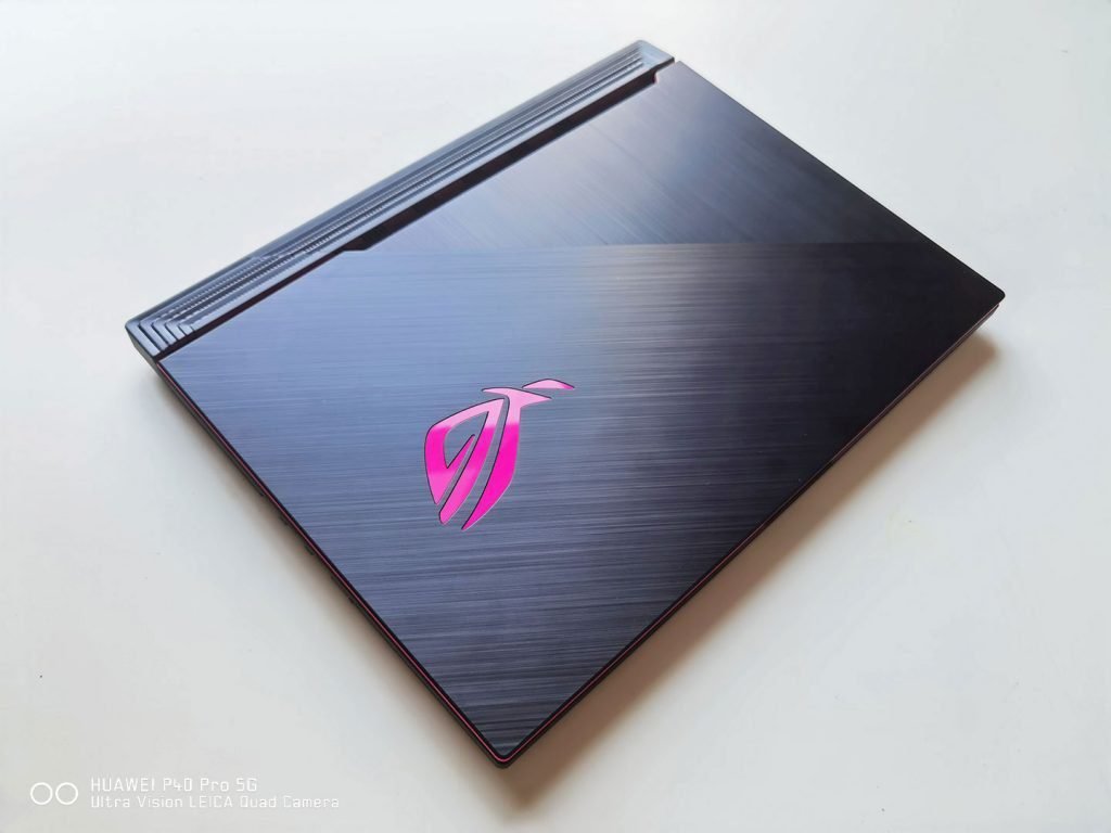 Asus ROG Strix G15 G512LI Electro Punk Review