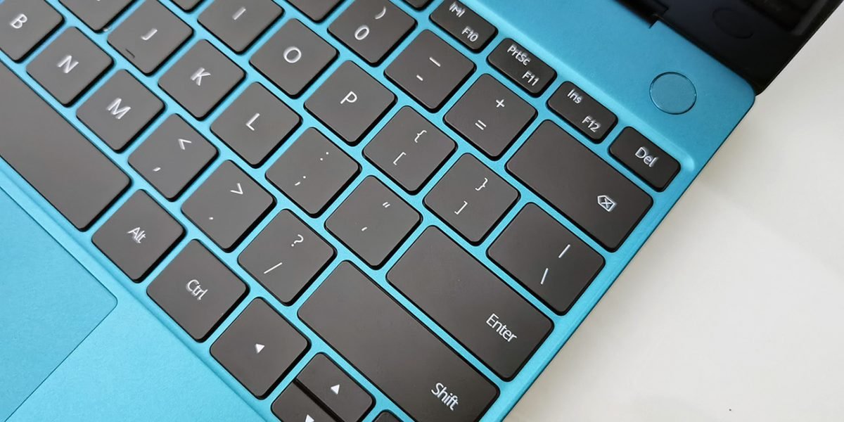 Huawei MateBook X Review - Gadgets Middle East