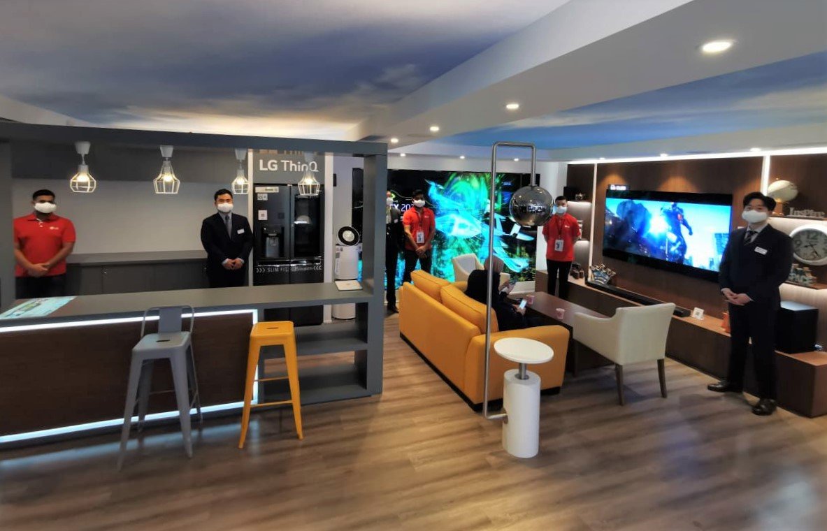LG and Etisalat showcase AI-powered smart home at GITEX