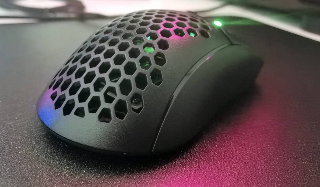 HyperX Pulsefire Haste Review