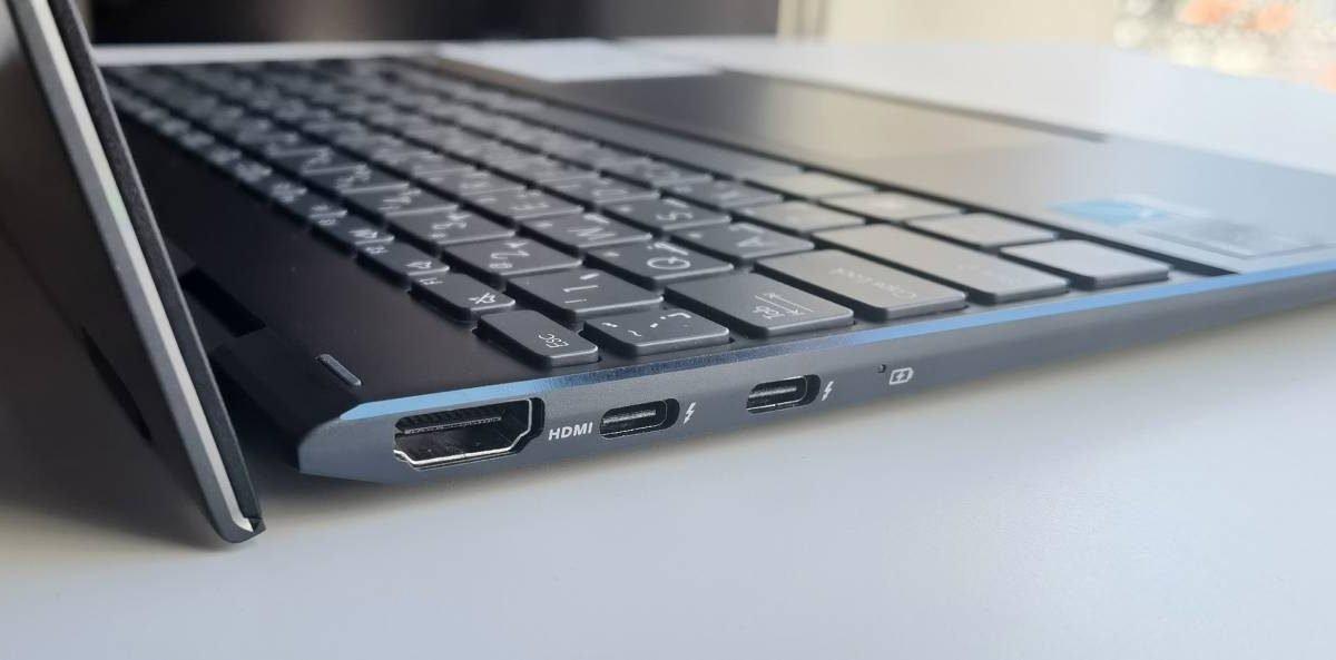 ZenBook Flip 13 UX363E Review