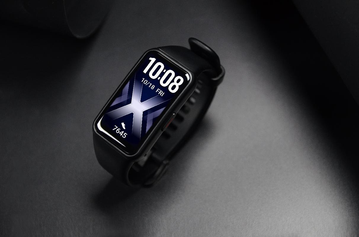 HONOR Launches Band 6 in the UAE