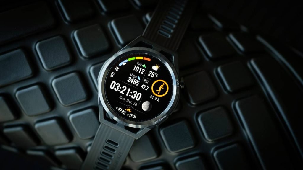 Huawei Launches new WATCH GT Runner in the UAE