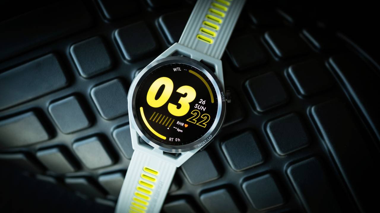 Huawei Launches new WATCH GT Runner in the UAE