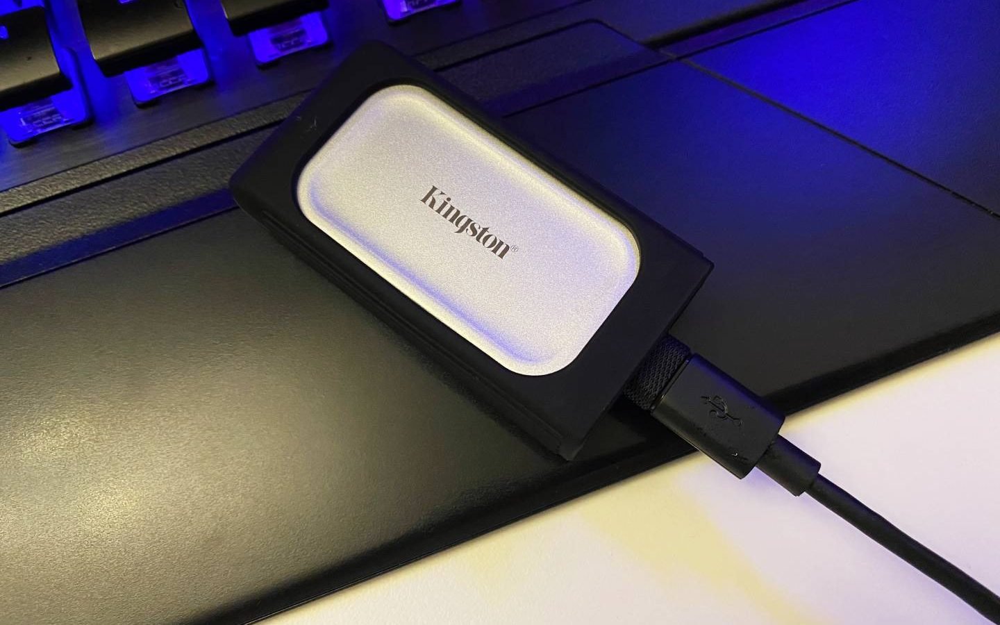 Kingston XS2000 SSD Review