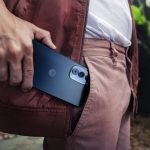 Motorola launches slimmest 5G smartphone Edge 30 in the UAE