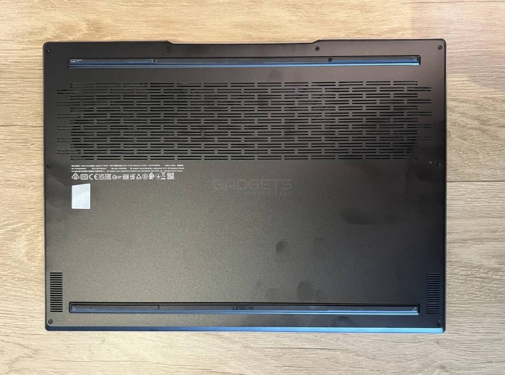 Lenovo Legion S7 16IAH7 Review 16