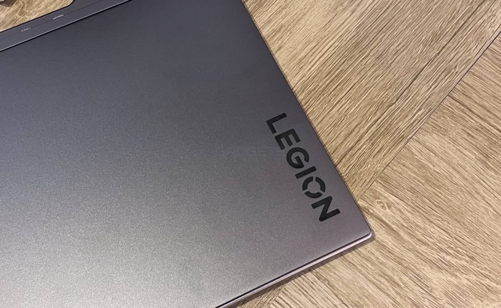 Lenovo Legion S7 16IAH7 Review 16