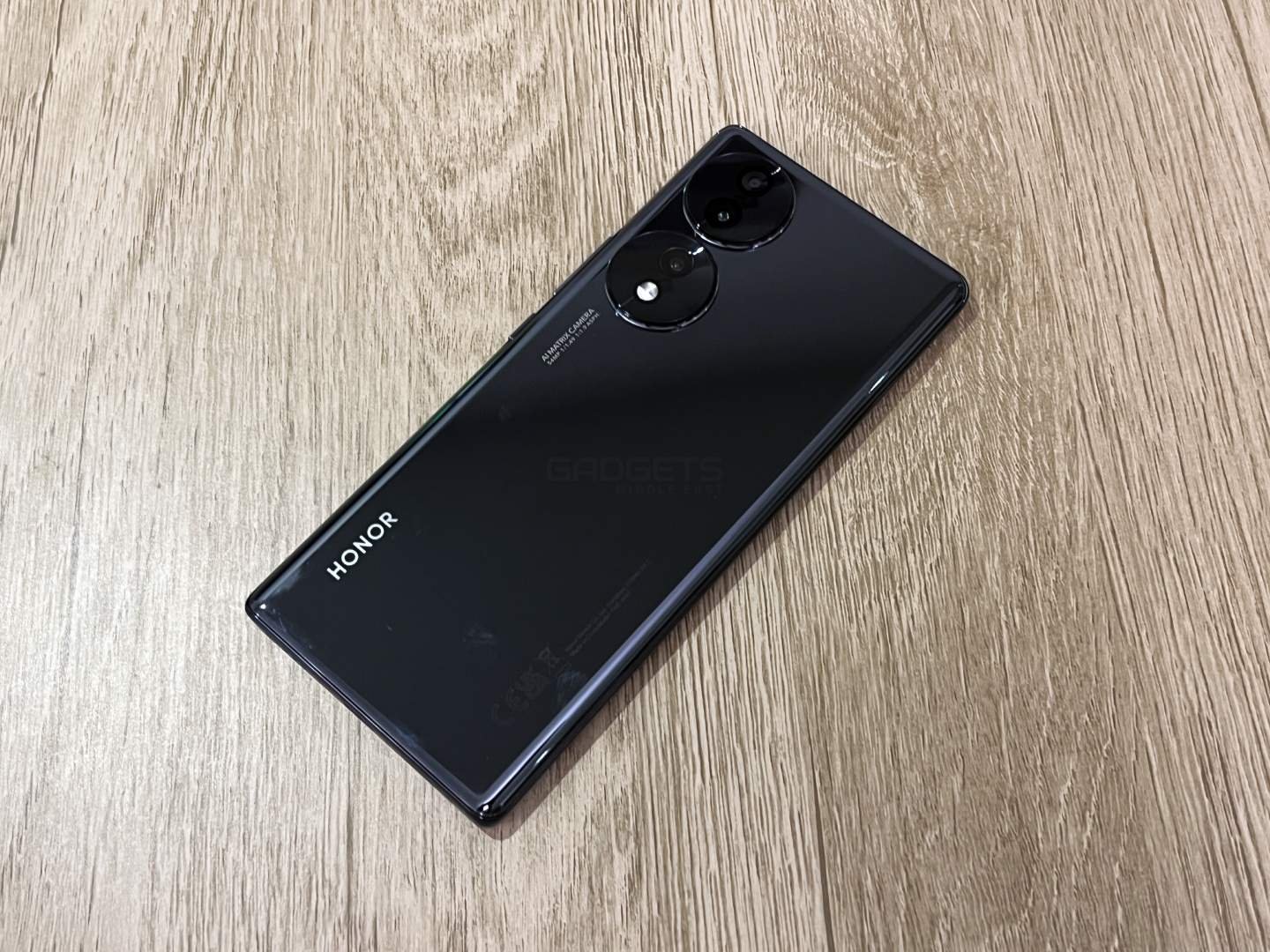 HONOR 70 Hands-on Review - Gadgets Middle East