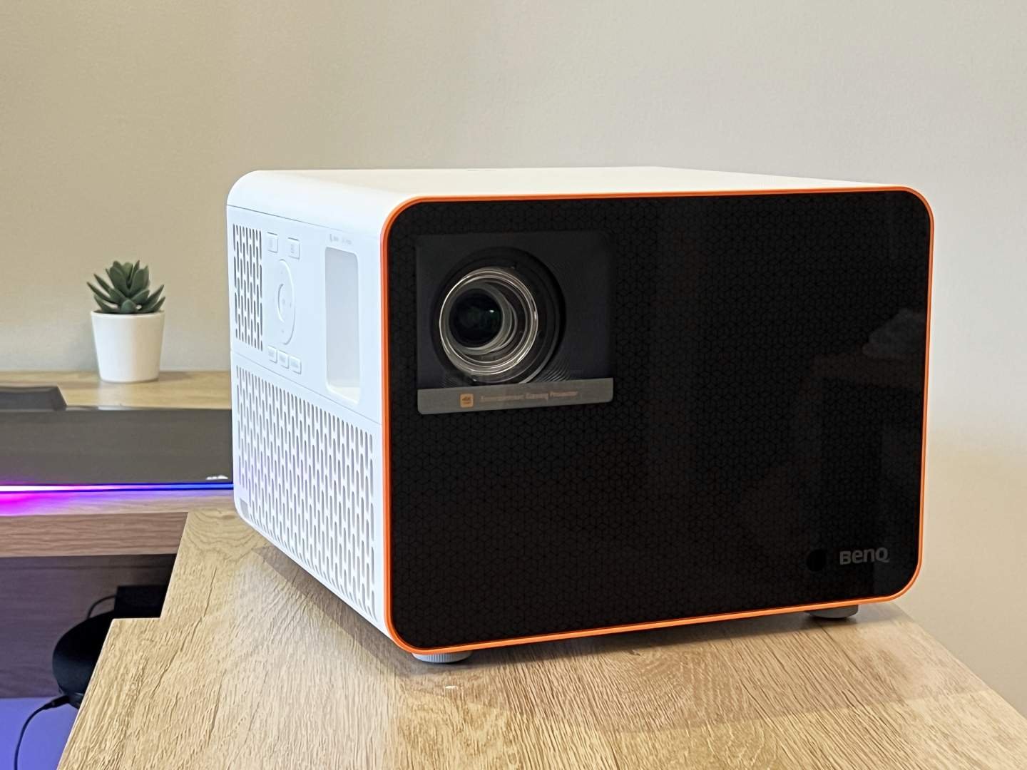 BenQ X3000i Review Gadgets Middle East