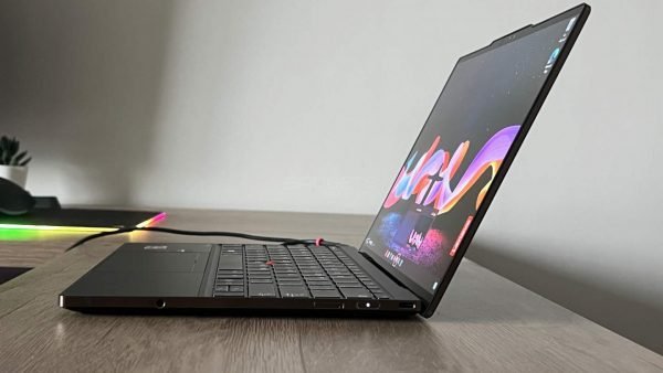 Best Lightweight Laptops 2022 in the UAE