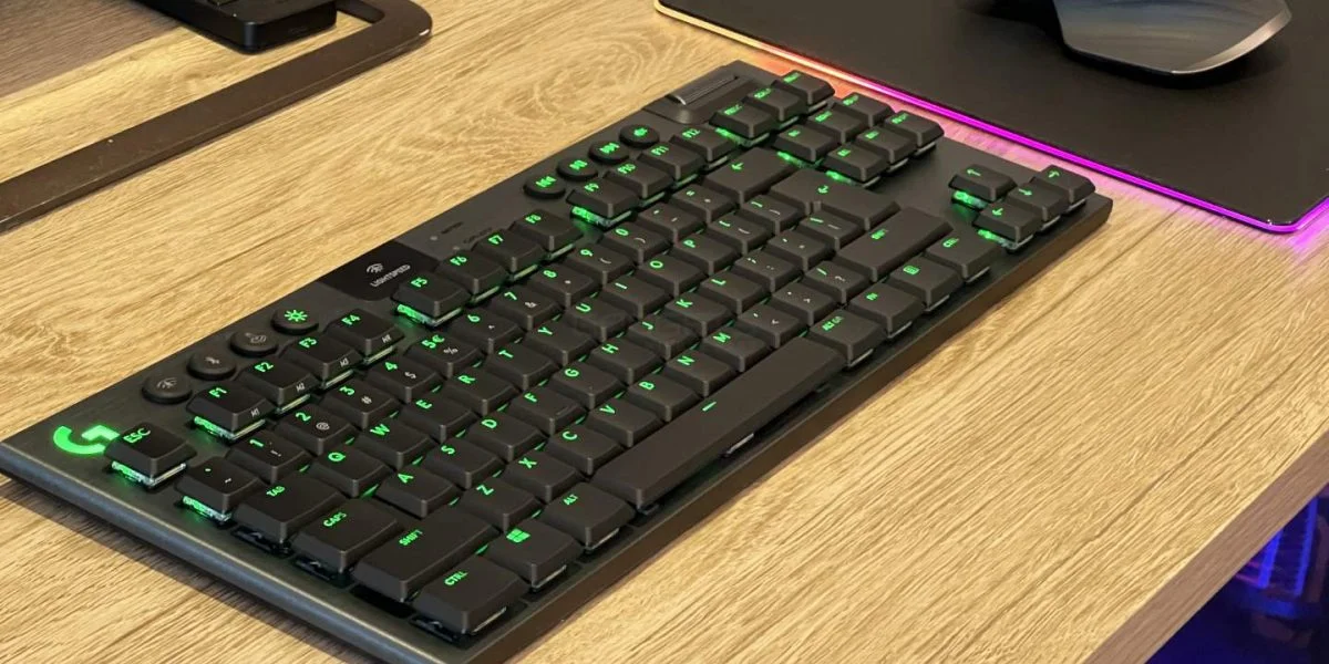 Logitech G915 TKL Review - Gadgets Middle East