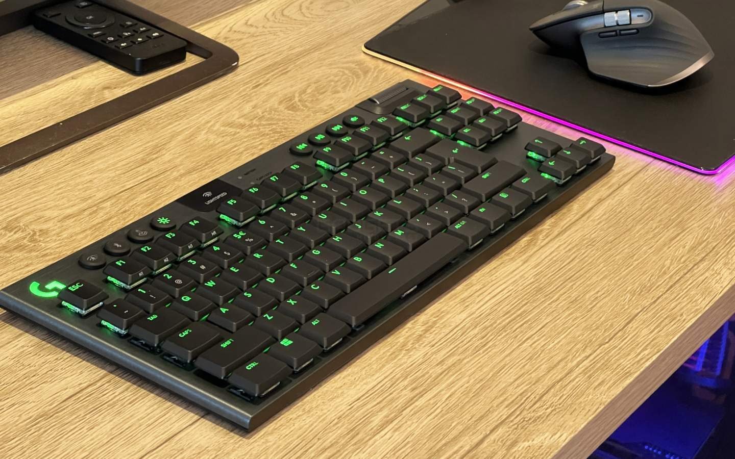 Logitech G915 TKL Review