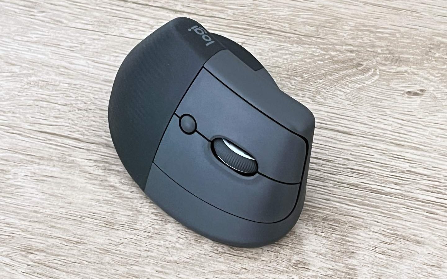 Logitech Lift Review