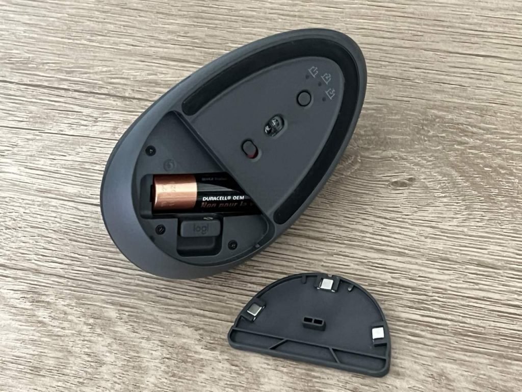 Logitech Lift Review