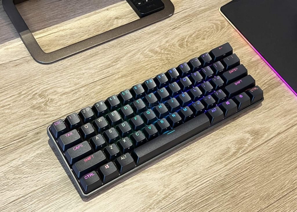 Steelseries Apex Pro Mini Wireless Gaming Keyboard Review