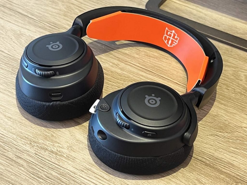 SteelSeries Arctics Nova 7 Wireless Review