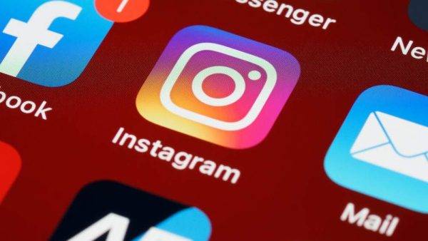 How to mute someone on Instagram