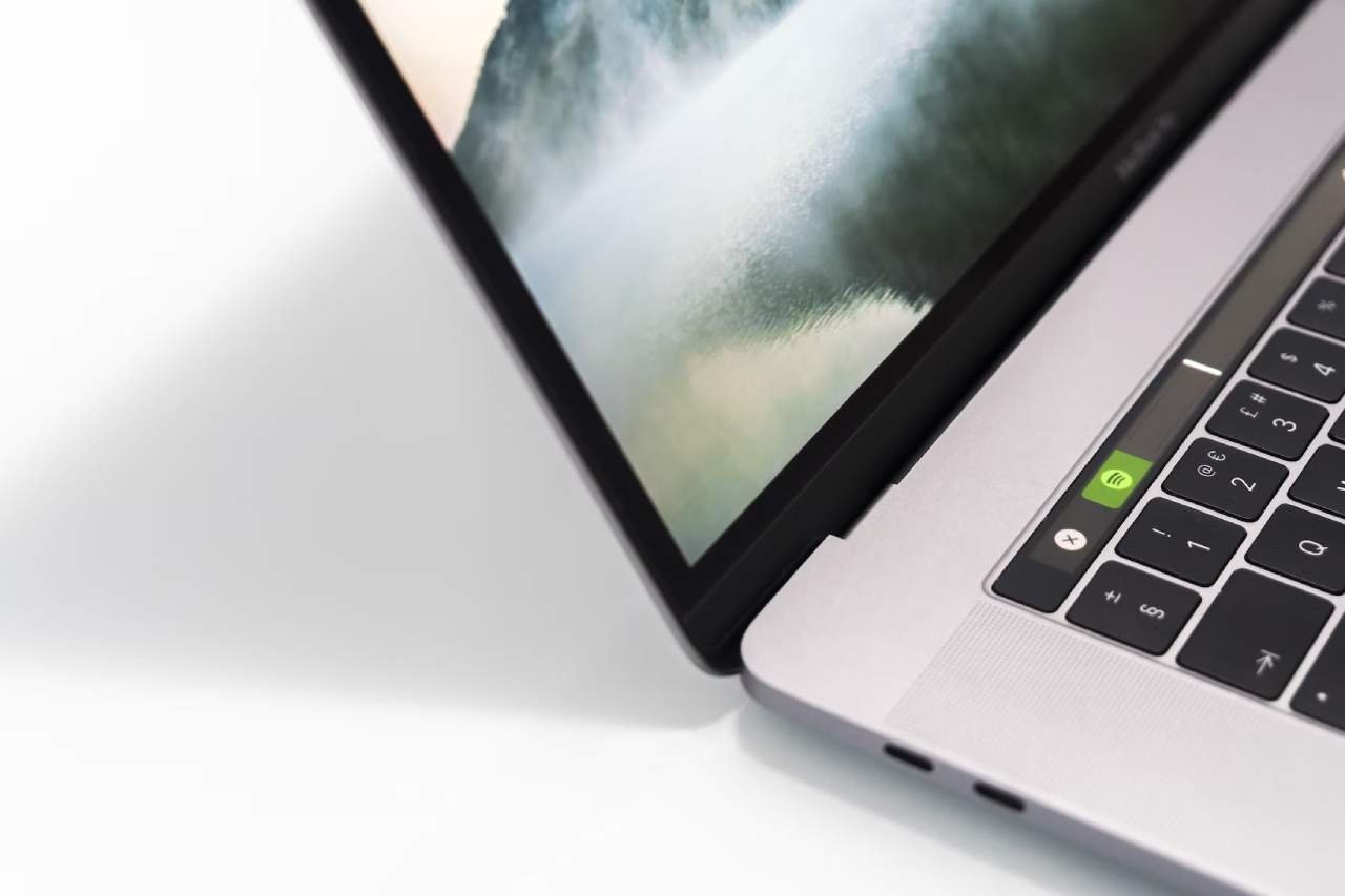 How to screenshot on a Mac