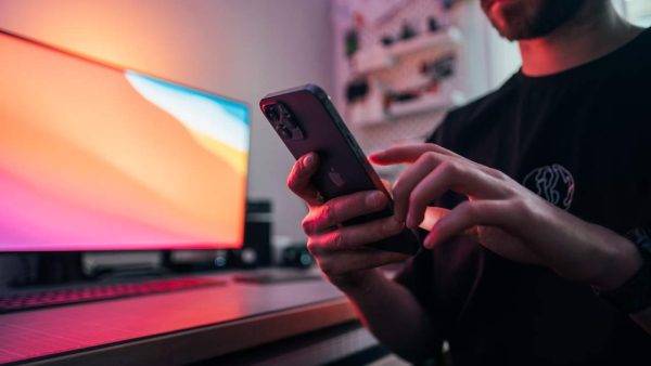 How to add Instagram close friends