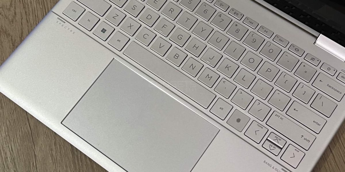 HP Spectre x360 13.5 Review - Gadgets Middle East