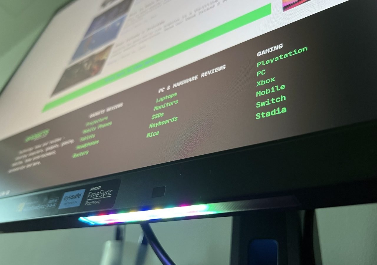 Lenovo Legion Y32p-30 Review