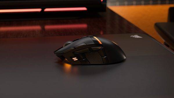 CORSAIR Launches New DARKSTAR WIRELESS Gaming Mouse