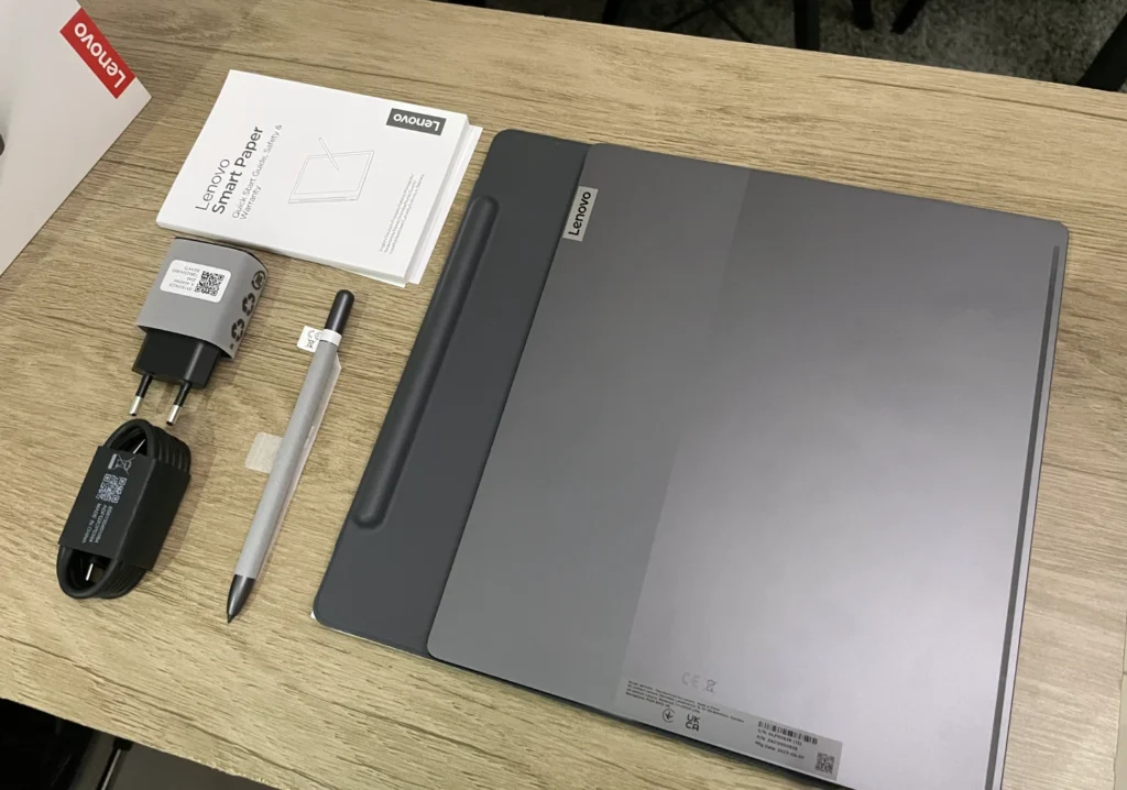 Lenovo Smart Paper Hands-on Review