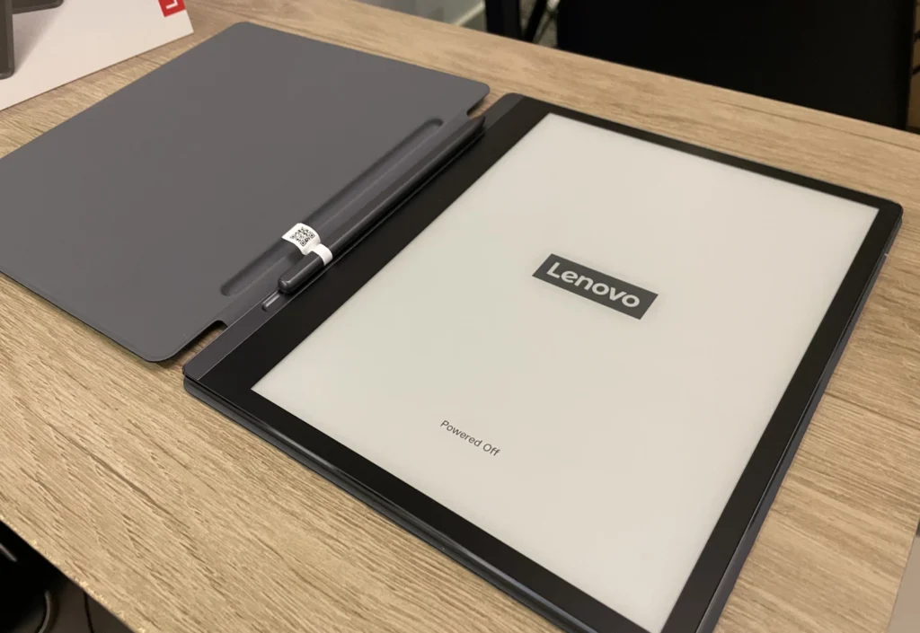 Lenovo Smart Paper Hands-on Review