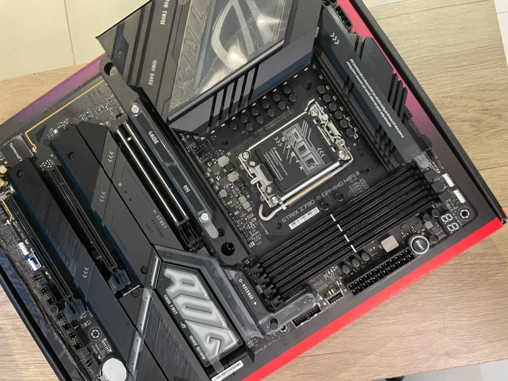 ASUS ROG Strix Z790-E Gaming Wi-Fi II Hands-on