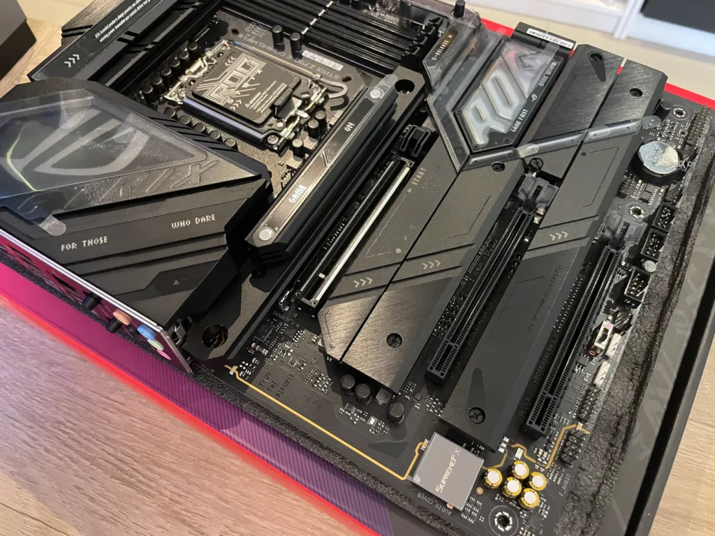 ASUS ROG Strix Z790-E Gaming Wi-Fi II Hands-on