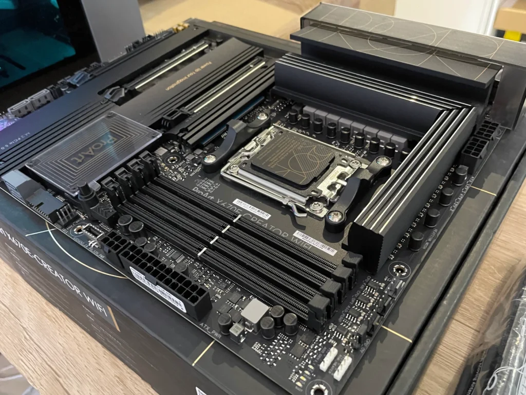 Asus ProArt X670E-Creator Wi-Fi Hands-on Review