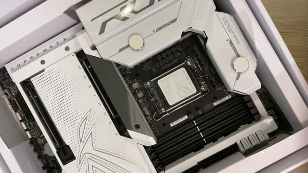ASUS ROG Maximus Z790 Formula Hands-on Review