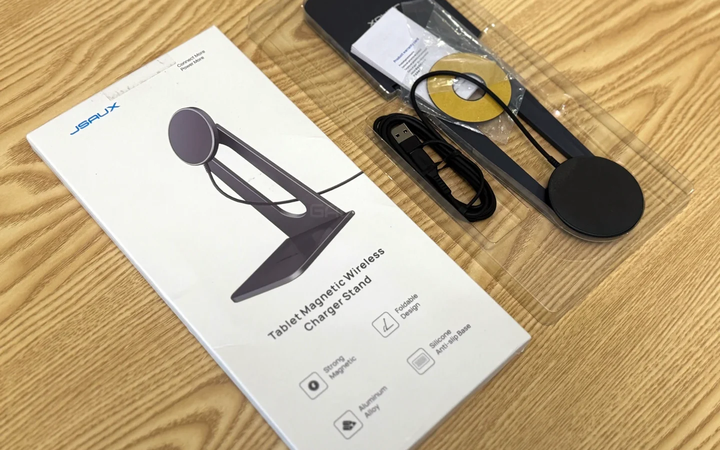 JSAUX MagSafe Magnetic Wireless Charger Stand Review