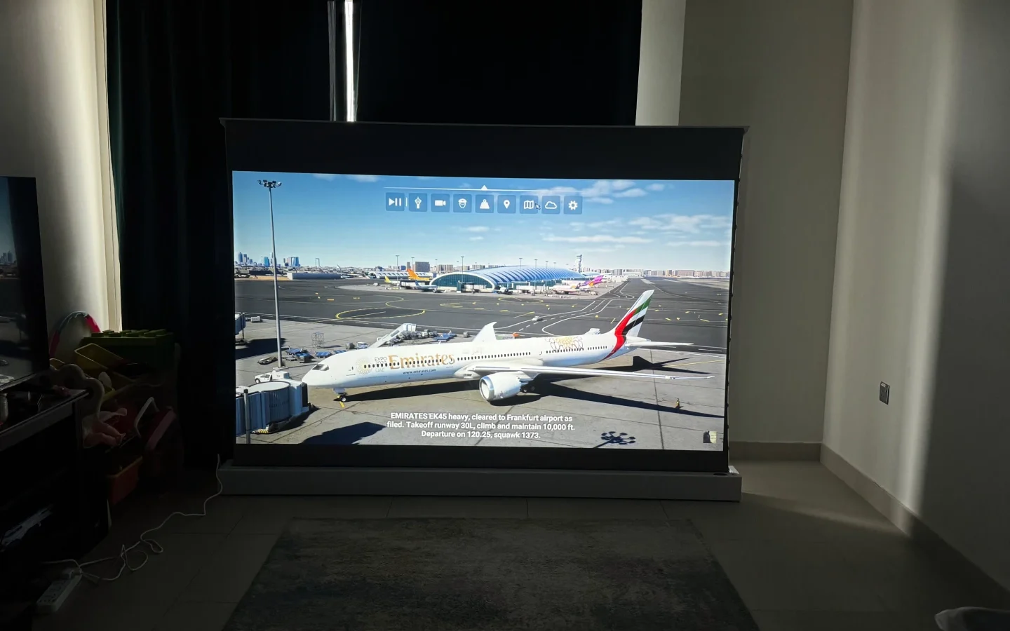 VIVIDSTORM S ALR Long Throw Projector Screen Review