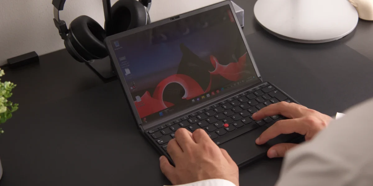 Lenovo ThinkPad X1 Fold 16 Review