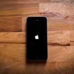 How do you stop screen dimming on your iPhone?