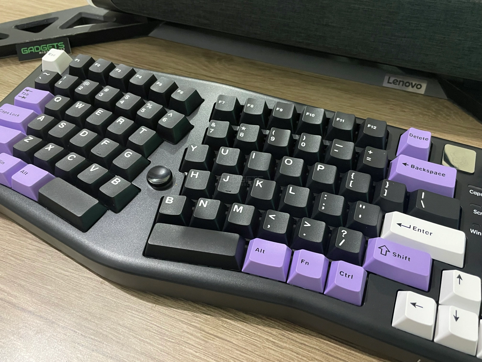 LEOBOG A75 Keyboard Review - Gadgets Middle East
