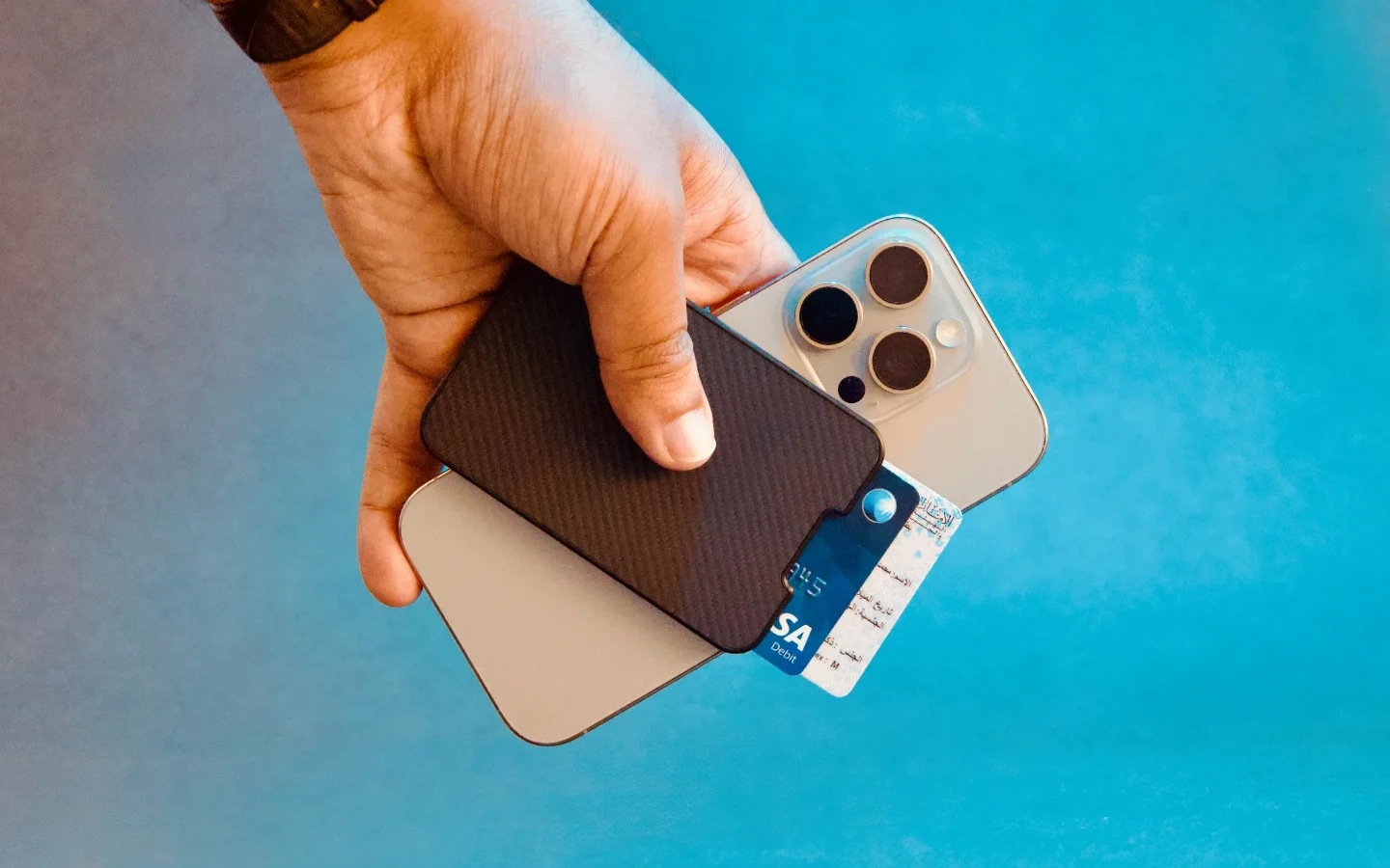 BENKS ArmorGo Magnetic Wallet Stand Review