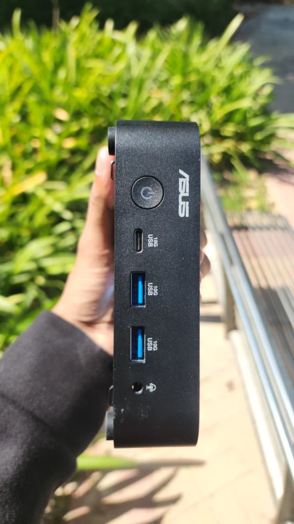 ASUS NUC 14 Essential Review