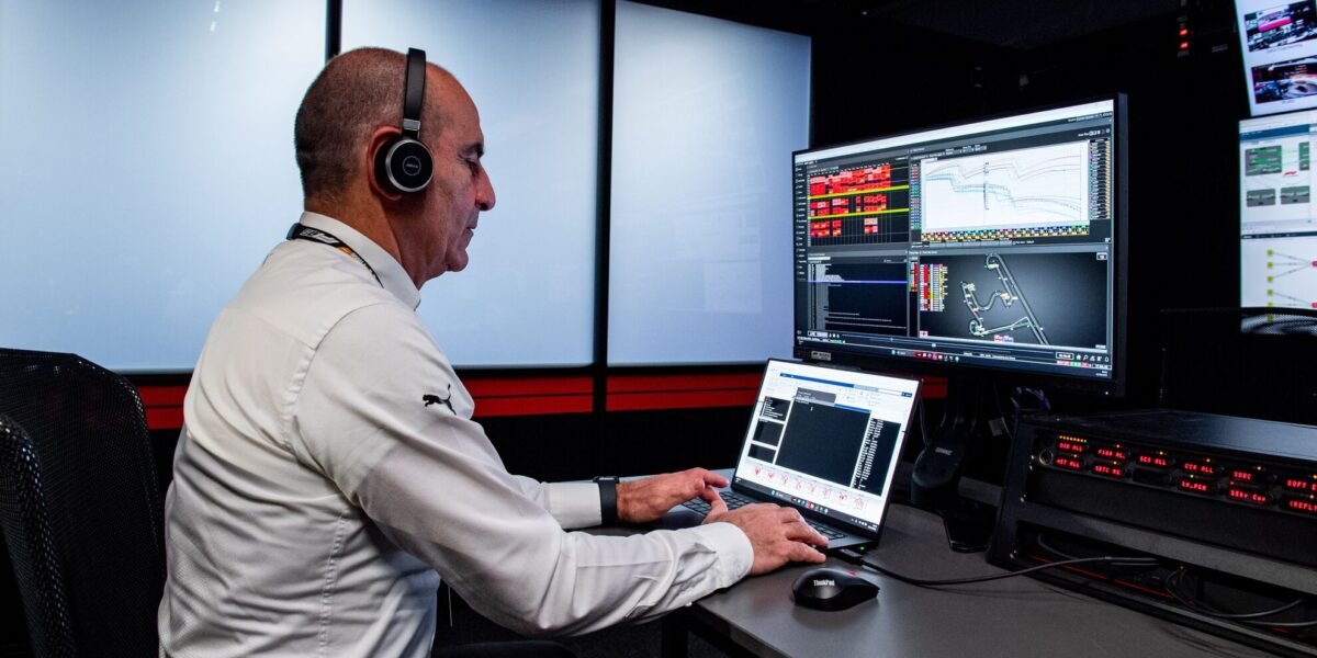 Lenovo and F1 Embracing an AI Future Together to Boost Technical Operations