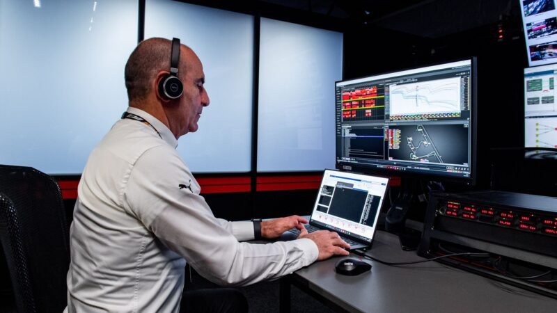 Lenovo and F1 Embracing an AI Future Together to Boost Technical Operations