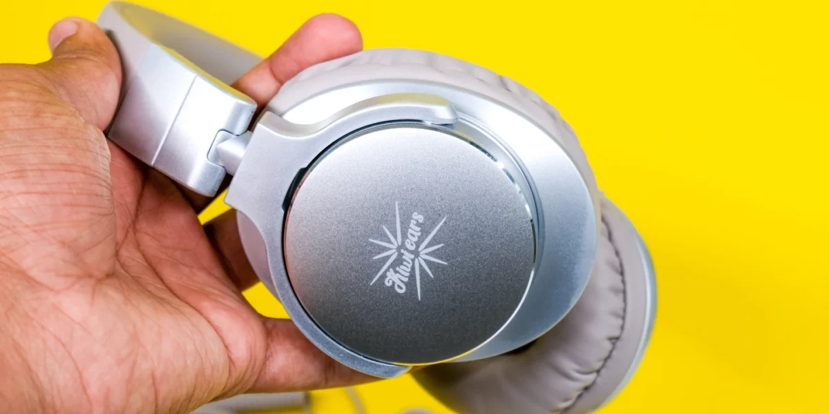 Kiwi Ears Division Review