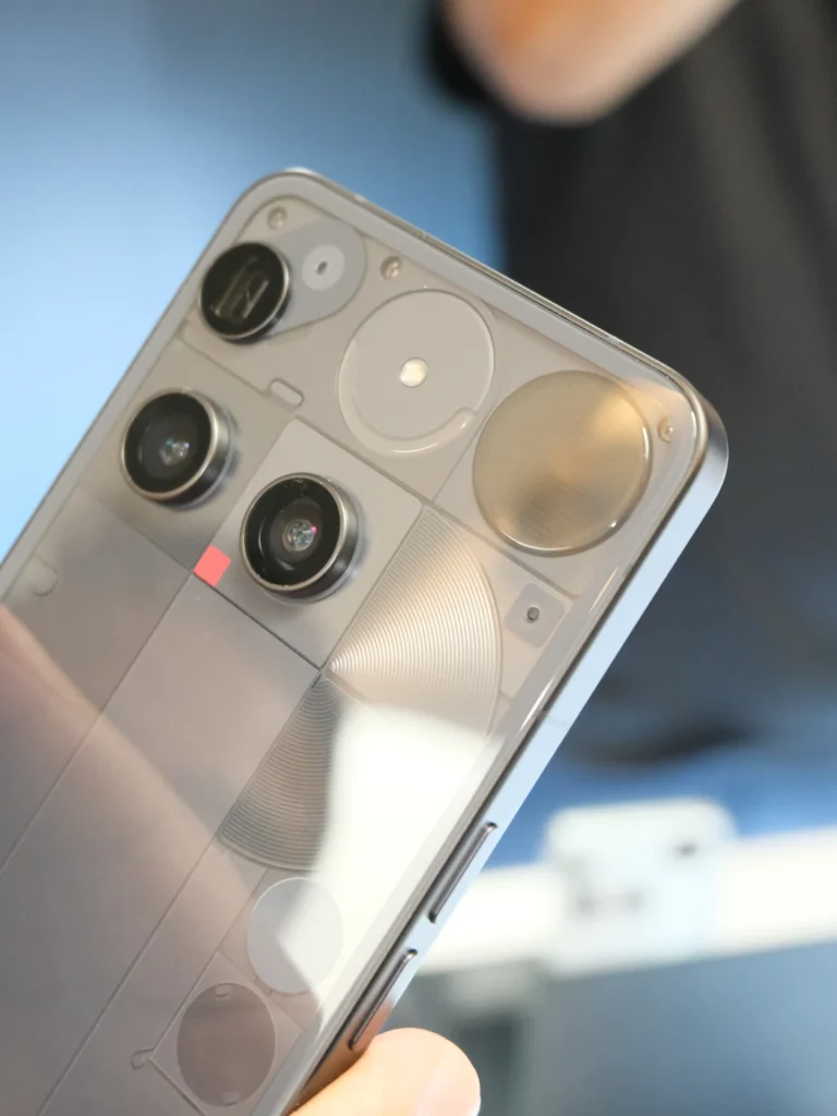 Nothing Launches flagship Nothing Phone (3) and Headphone (1) in Dubai