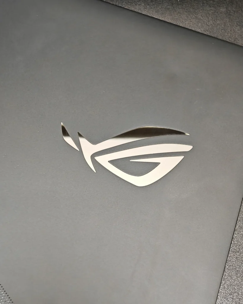 ASUS ROG Strix Scar 18 Review