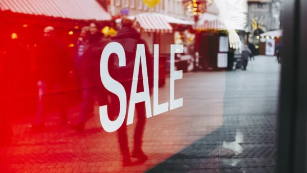 How to Find the Best Coupon Codes for Noon & Amazon UAE in 2025