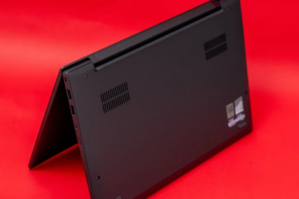 Lenovo ThinkPad X1 Carbon Gen 13 Review