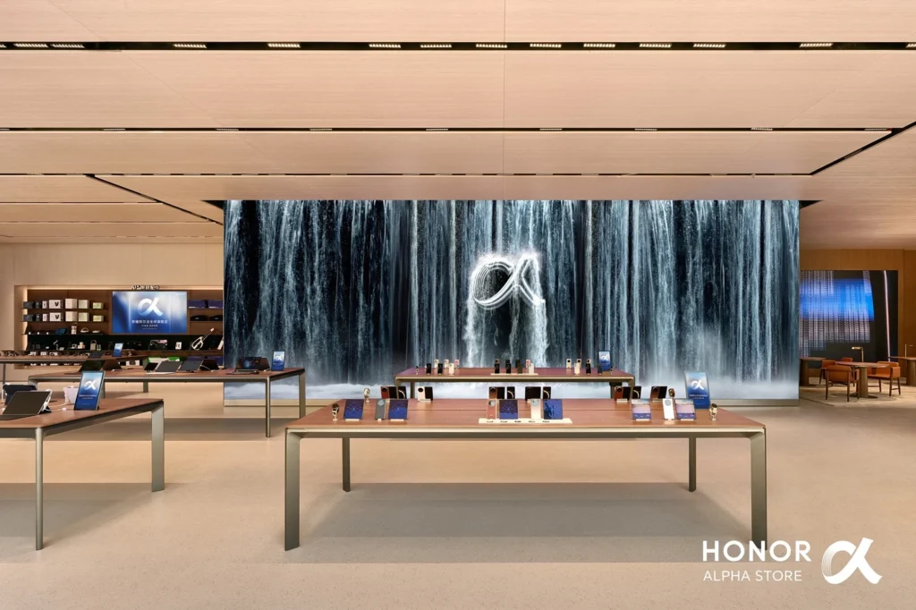 HONOR ALPHA Flagship Store Launches in Shenzhen, Forging a Global Hub for AI Device Ecosystem
