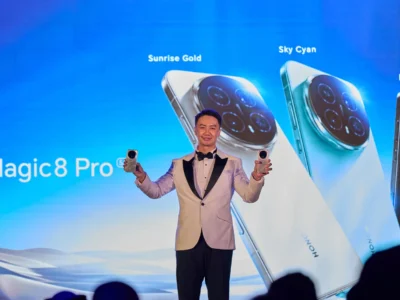 Debo Zhang Discusses the Magic8 Pro and the Future of AI Innovation